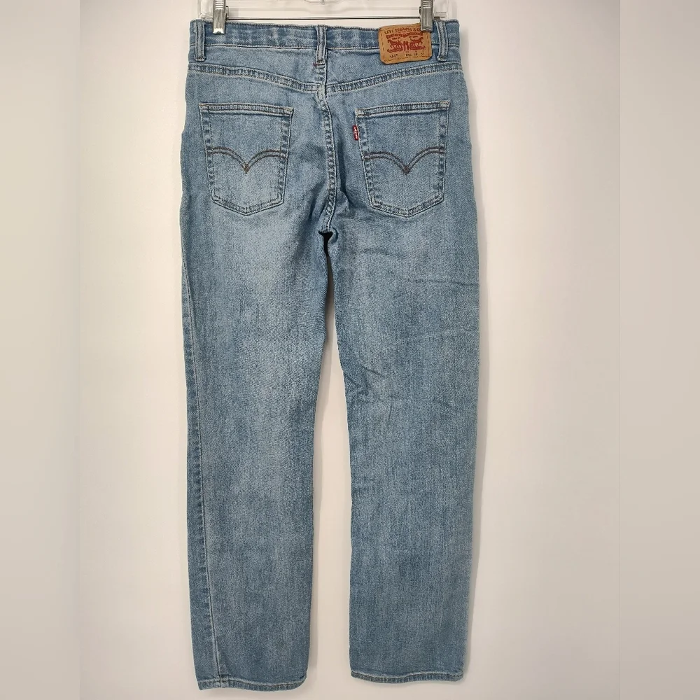 Levis classic light
